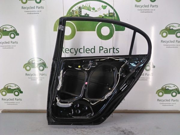 Puerta Trasera Derecha Honda Civic 8va (04326629)