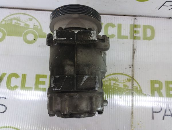 Compresor De A/a Renault Sandero 1.6 (05751646)