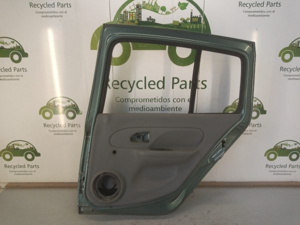 Puerta Trasera Derecha Renault Clio 2 (04013017) Lp
