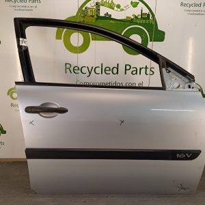 Puerta Delantera Derecha Renault Megane F2 (04079949)