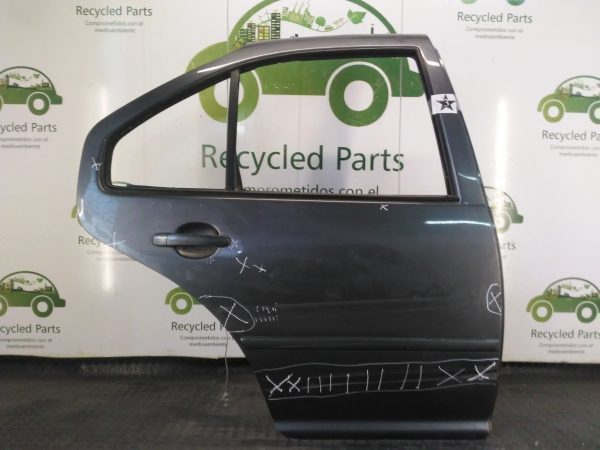 Puerta Trasera Derecha Vw Bora (03706542)