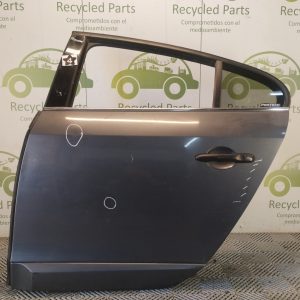 Puerta Trasera Izquierda Renault Fluence (05569786)