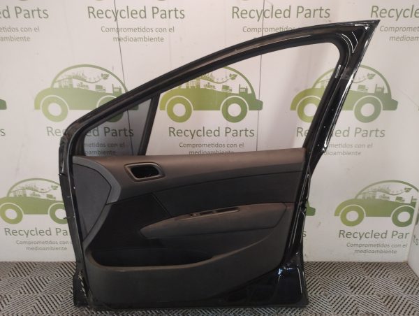 Puerta Delantera Derecha Peugeot 308 (06135862)