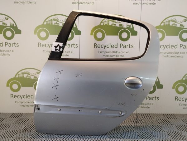 Puerta Trasera Izquierda Peugeot 207 (04761257)