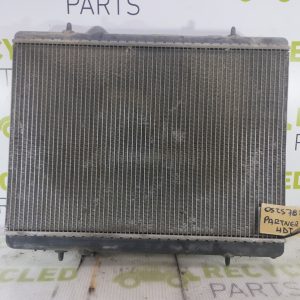 Radiador De Agua Peugeot Partner 1.6 Hdi (05257873)