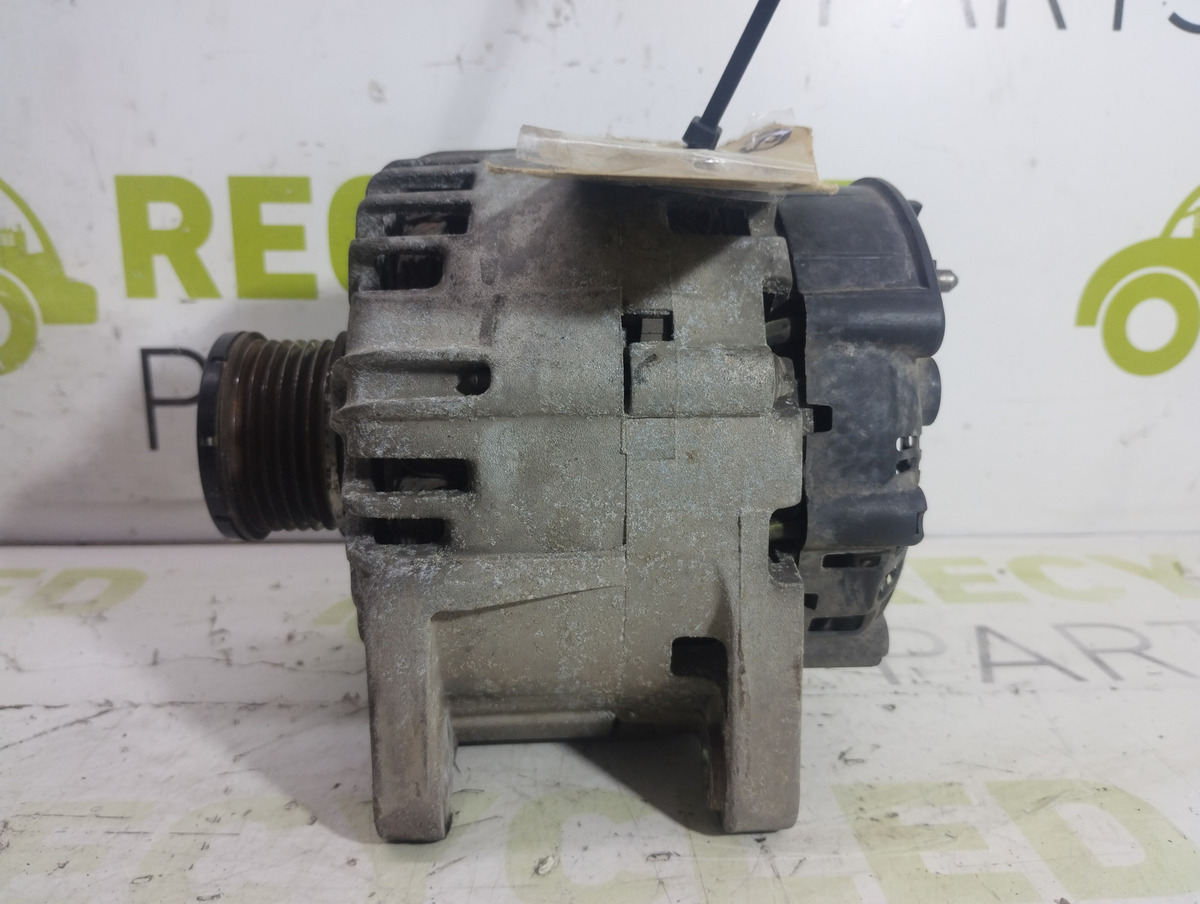 Alternador Renault Megane 2.0 (05972538)