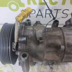 Compresor De A/a Peugeot 206 1.4 (02799369)