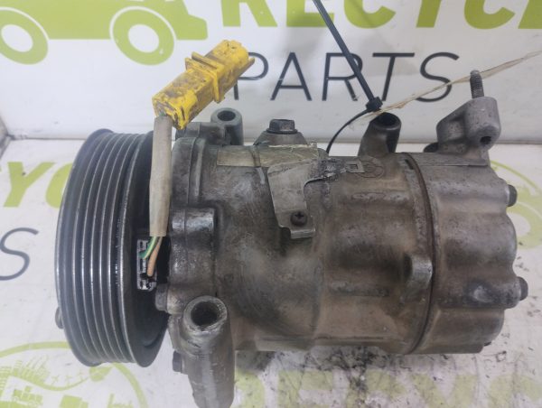Compresor De A/a Peugeot 206 1.4 (02799369)