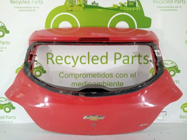 Porton Trasero Chevrolet Onix (03304061) Lp