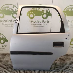 Puerta Trasera Izquierda Chevrolet Corsa (06105819)