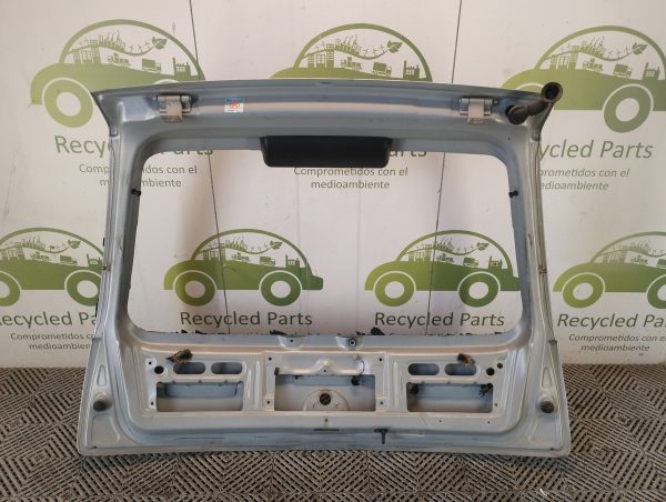 Porton Trasero Chevrolet Corsa 2 (05972242)