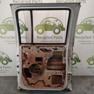 Puerta Trasera Izquierda Chevrolet S10 (05290649)
