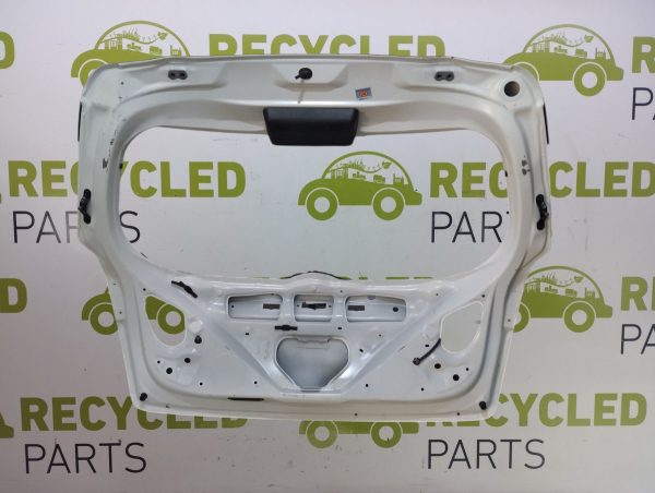 Porton Trasero Toyota Yaris Ln (04788312) Lp