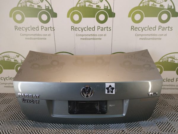 Tapa De Baul Vw Passat B5 (04823084)