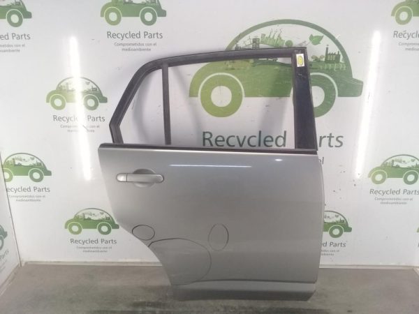Puerta Trasera Derecha Nissan Tiida 4p (02049366) Lp