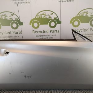 Puerta Delantera Derecha Hyundai Genesis (04143769)