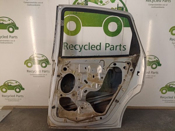 Puerta Trasera Derecha Ford Focus 1 (03905987)