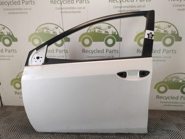 Puerta Delantera Izquierda Toyota Corolla G11 (06120771)