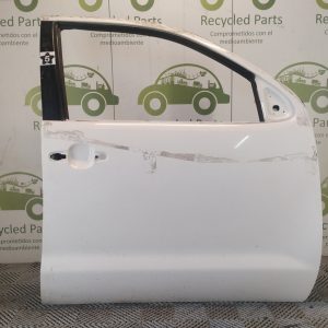 Puerta Delantera Derecha Toyota Hilux (04311262)