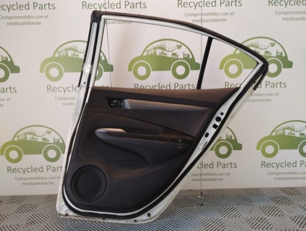 Puerta Trasera Derecha Honda City (04431039)