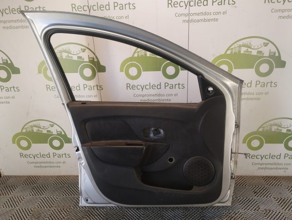 Puerta Delantera Izquierda Renault Logan Ln (05027394)