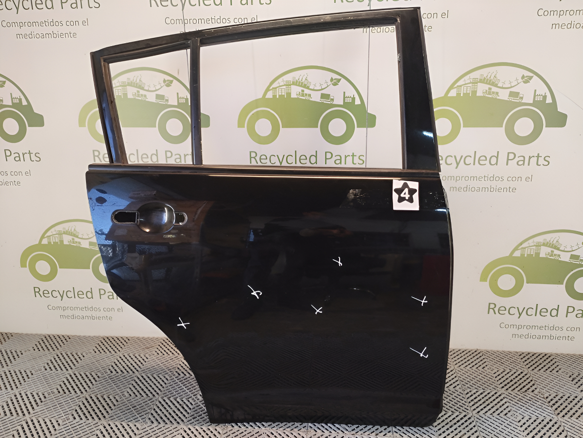Puerta Trasera Derecha Nissan Tiida 5p (04931404)