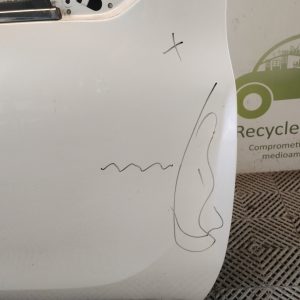 Puerta Delantera Derecha Peugeot 208 (06198343)
