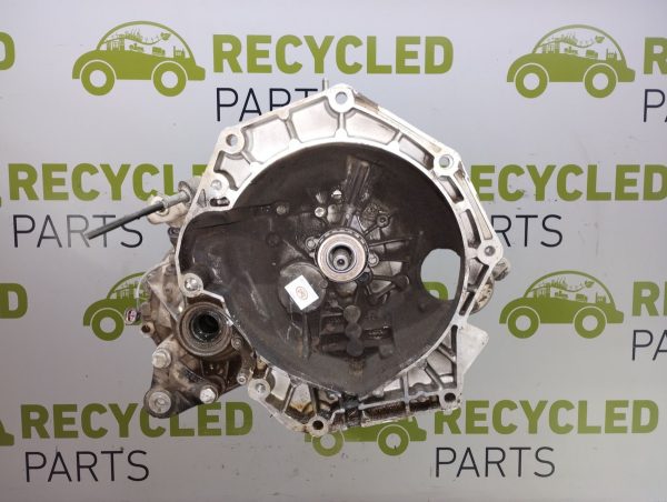 Caja De Velocidades Fiat Strada 1.6 16v E-torque (05917622)