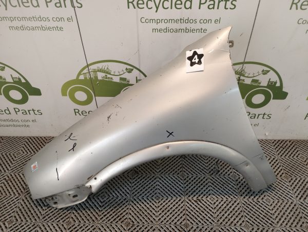 Guardabarro Izquierdo Chevrolet Corsa (05648955)