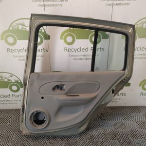 Puerta Trasera Derecha Renault Clio F2 (06352434)