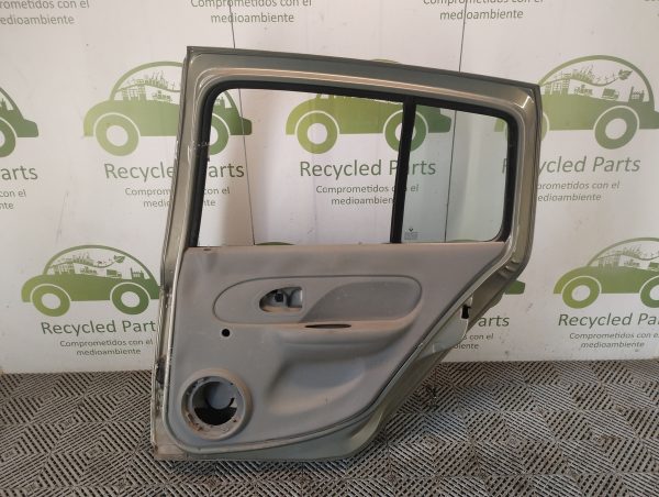 Puerta Trasera Derecha Renault Clio F2 (06352434)