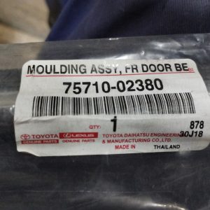 Coliza Cromada Puerta Del Der Toyota Corolla Original