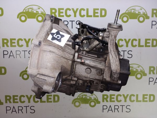 Caja De Velocidades Fiat Strada 1.6 16v E-torque (06242057)