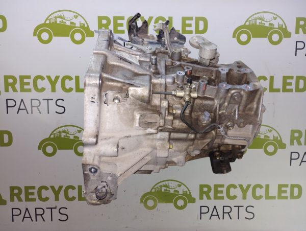 Caja De Velocidades Toyota Etios 1.5 16v (04967337)
