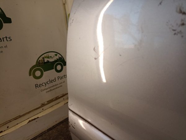 Puerta Trasera Izquierda Peugeot 207 Sw (04343436) Lp
