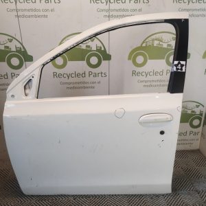 Puerta Delantera Izquierda Toyota Etios (05560357)