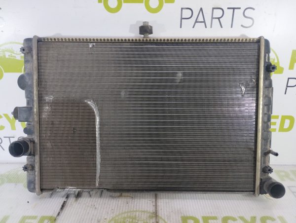Radiador De Agua Vw Gol 1.6 (05842144)