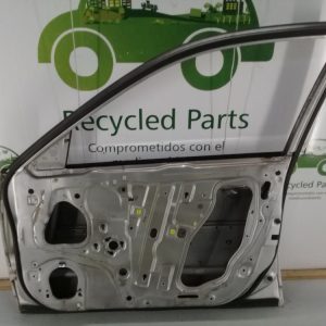 Puerta Delantera Derecha Honda Civic 7ma (03504464)