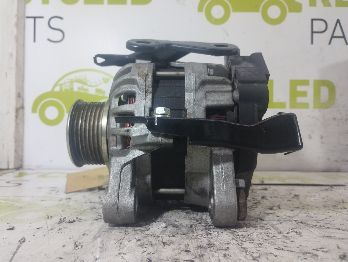 Alternador Toyota Hilux 2.4 (06061170)