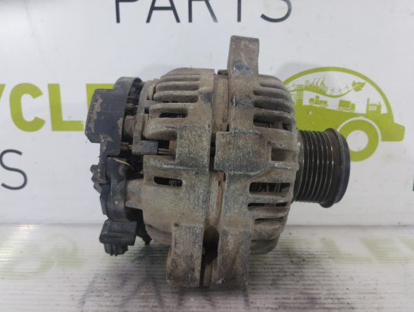 Alternador Toyota Hilux 2.5 (04984043)