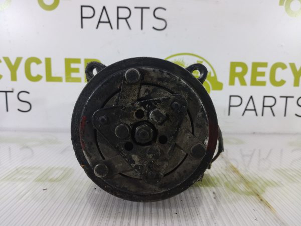 Compresor De A/a Peugeot 206 1.9 (05039615)