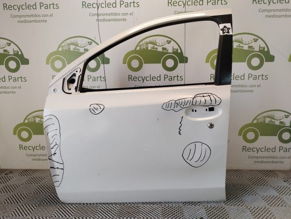 Puerta Delantera Izquierda Toyota Etios (05301882)