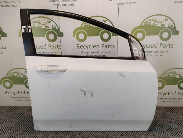 Puerta Delantera Derecha Honda City (04898845)