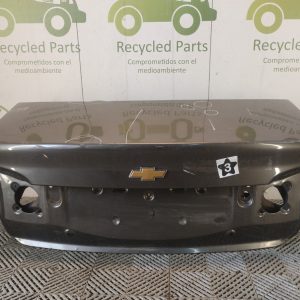 Tapa De Baul Chevrolet Classic (06117558)