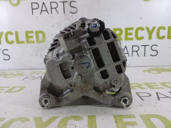 Alternador Nissan Versa 1.6 (05688669)