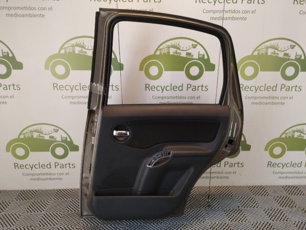 Puerta Trasera Derecha Citroen C3 Lv (04973784) Lp