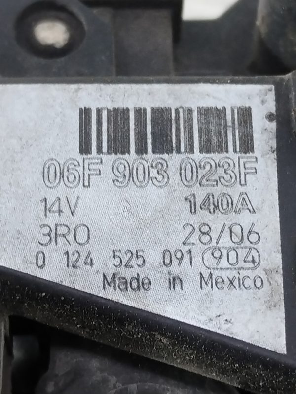 Alternador Vw Vento 2.0 (04507733)