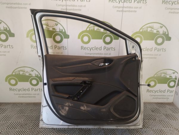 Puerta Delantera Izquierda Chevrolet Onix (06179325)