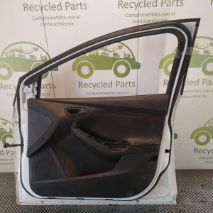 Puerta Delantera Derecha Ford Focus 3 (05138993)
