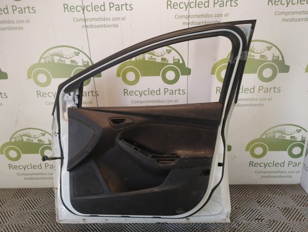 Puerta Delantera Derecha Ford Focus 3 (05138993)